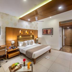 Deluxe Double Room with Sea View