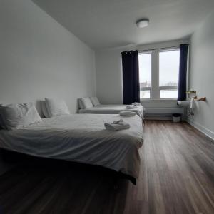 Quadruple Room with Shared Bathroom