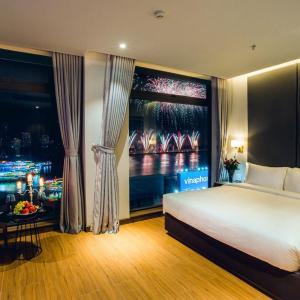 Deluxe Double Room with River View