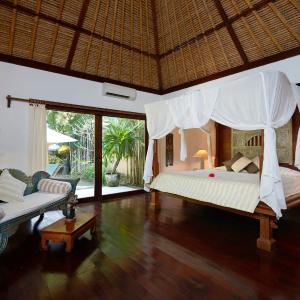 One-Bedroom Grand Pool Villa