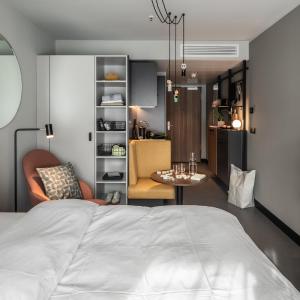 Studio Live Single with Balcony