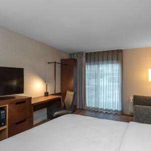 King Room - Non-Smoking Ground Floor
