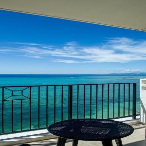 【Premium Club】Standard Twin room Seaview with Spa & Lounge Access 12F