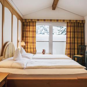 Junior Suite with Balcony