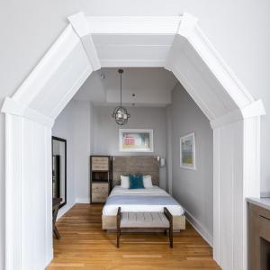 Queen Room - Disability Access