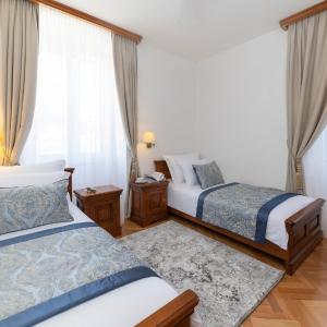 Junior Suite with Balcony and Sea View