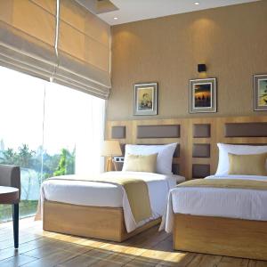 Superior Twin Room with Free Airport Pick up 