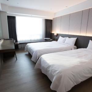 Deluxe Family Twin Room - Room only