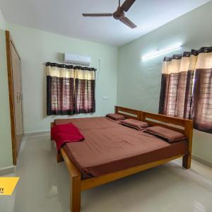 Double or Twin Room with Private Bathroom