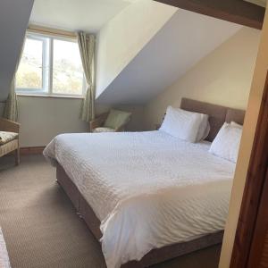 Double or Twin Room with Shower