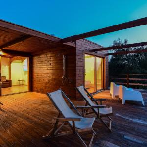 Bungalow Family Wood