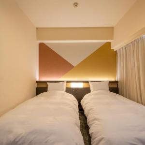 Twin Room - Non-Smoking