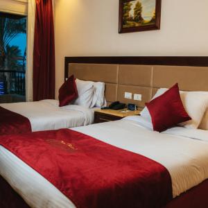 Deluxe Double or Twin Room with Sea View