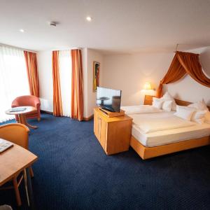Junior Suite with Balcony