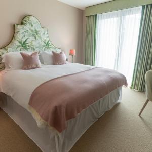 Deluxe Double or Twin Room with Sea View