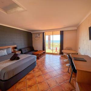 Deluxe Double Room with Sea View