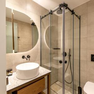 Single Room - Interior