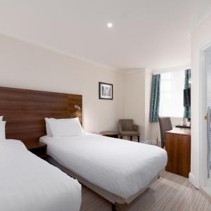Standard Twin Room - Non-Smoking