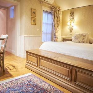 Standard Large room on the ground floor (No View)