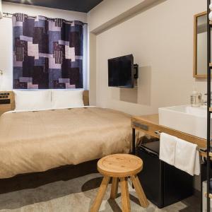 Single Room with Shared Shower and Toilet