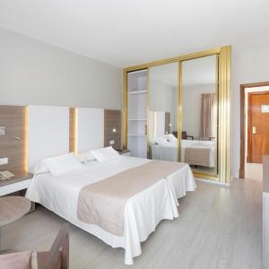 Triple Room (2 Adults + 1 Child)