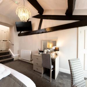 Deluxe Double Room with Bath