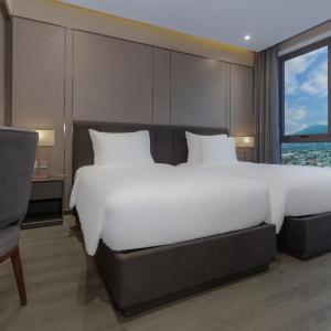 Two-Bedroom Apartment with Balcony