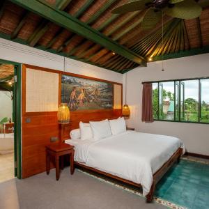 Three-Bedroom Villa with Private Pool