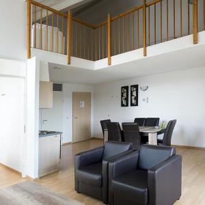 Superior Family Room