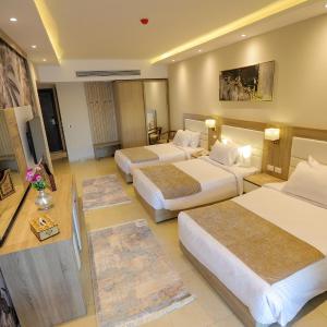 Triple Room with Sea View
