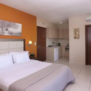 Studio with Sea View (2 Adults)