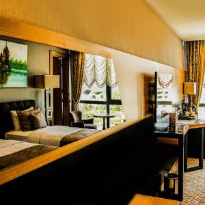 Family Suite with Sea View