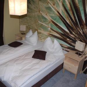 Double or Twin Room with Shower