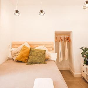 Studio Apartment with Private Bathroom