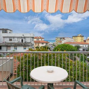 Double Room with Balcony and Sea View