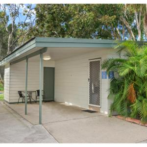 Economy Studio Unit (External Bathroom) - Sleeps 4