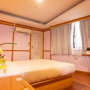 Budget Single Room