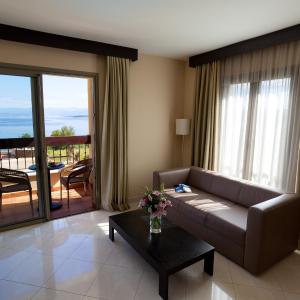 Suite with Balcony and Sea View