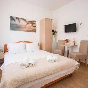 Economy Double or Twin Room