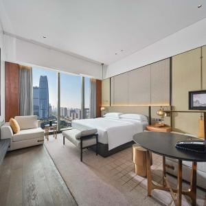 Classic Club Room, 1 King Bed