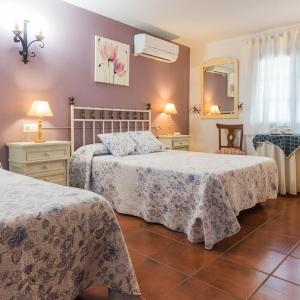 Double Room with Extra Bed (3 Adults)
