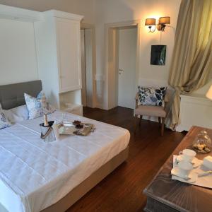 Suite with Garden View