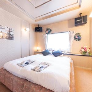Double Room - Non-Smoking 