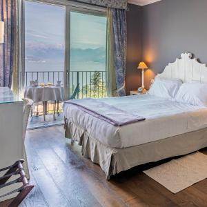 Double Room with Lake View