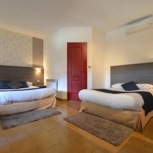 Family Room with Garden View (2 Adults + 2 Children)