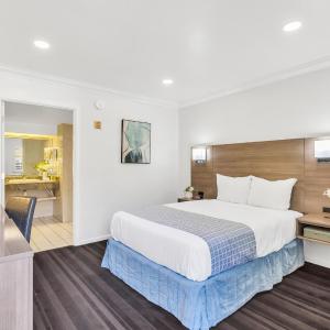 Double Bed Accessible Non-Smoking