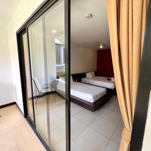 Grand Deluxe Twin Room with Private Terrace 