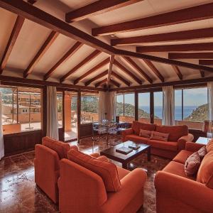 Penthouse Suite with Terrace and Panoramic View - Spa Access Not Included