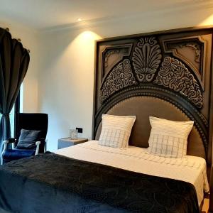 Queen Suite
