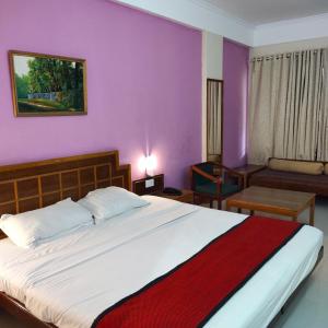 Deluxe Double or Twin Room with Garden View